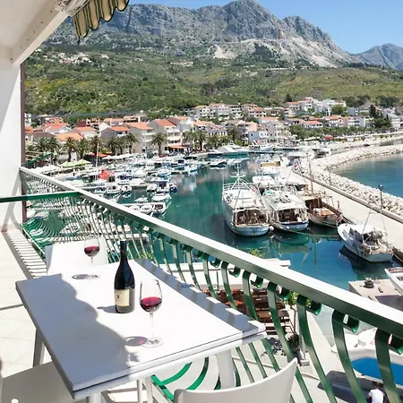 Apartment Penthouse Podgora