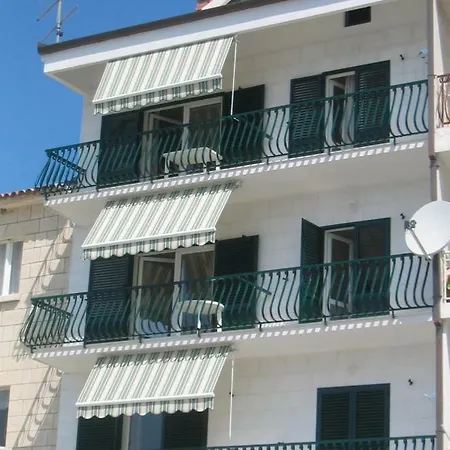 Apartment Penthouse Podgora
